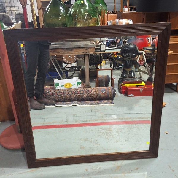 Lot 93 - WALL MIRROR