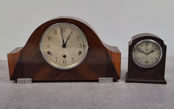 Lot 1427 - MANTEL CLOCKS