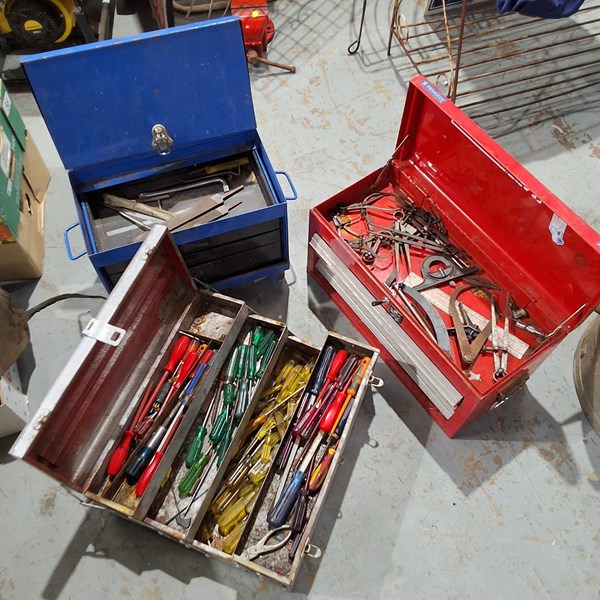 Lot 258 - TOOL CHESTS