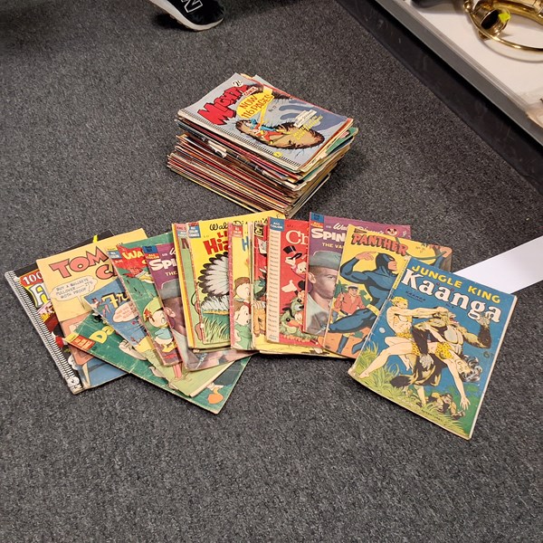 Lot 1265 - COMICS