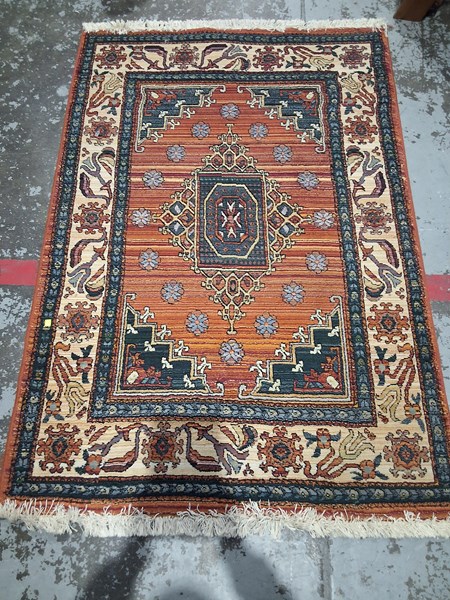 Lot 211 - RUG