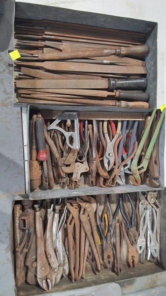 Lot 270 - Tools