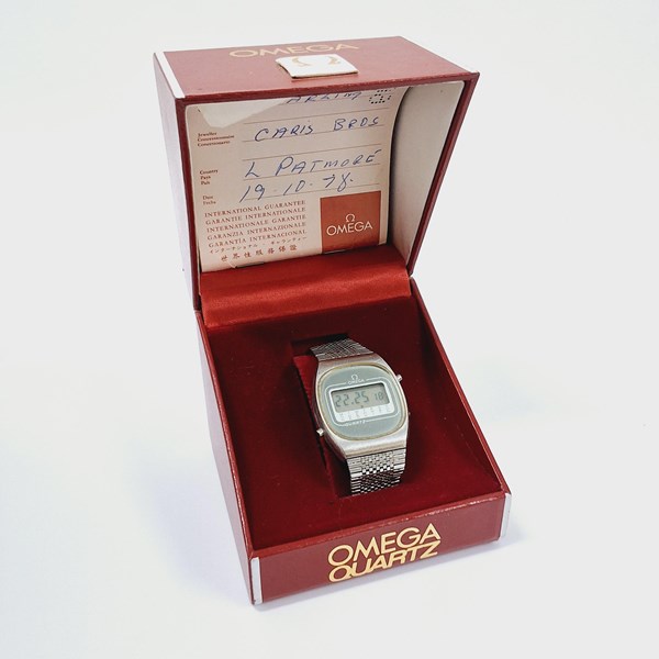 Lot 1074 - WRIST WATCH