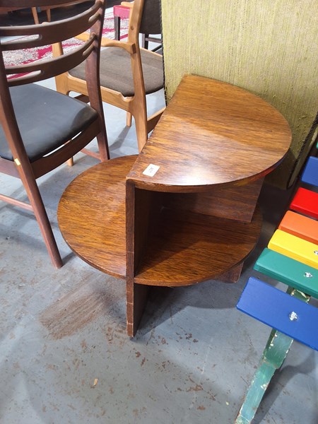 Lot 407 - LAMP TABLE