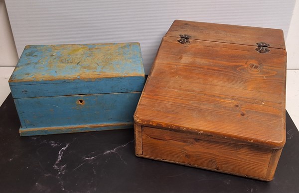 Lot 1389 - TIMBER BOXES