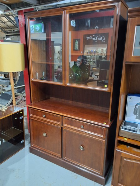 Lot 269 - WALL UNIT