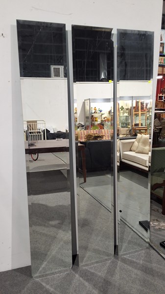 Lot 297 - MIRRORS