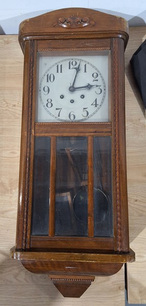 Lot 1418 - WALL CLOCK