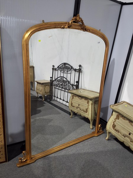 Lot 306 - OVERMANTLE MIRROR