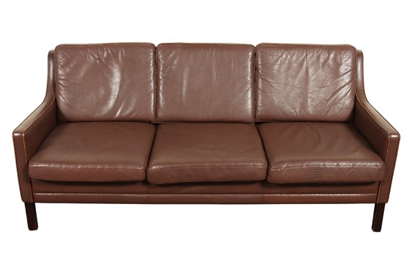 Lot 130 - DANISH LEATHER LOUNGE