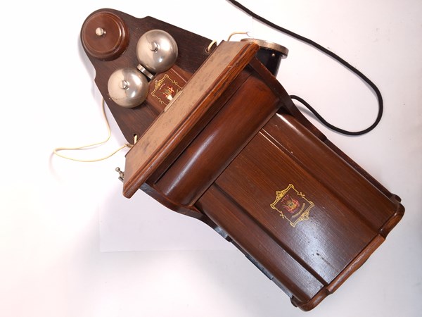 Lot 1343 - TELEPHONE