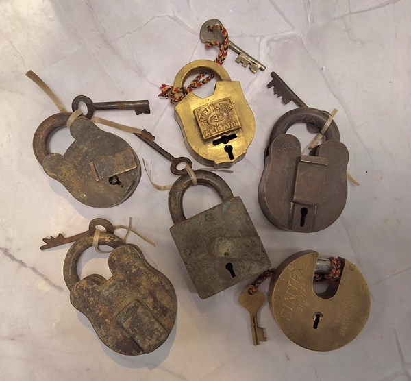 Lot 1207 - PADLOCKS