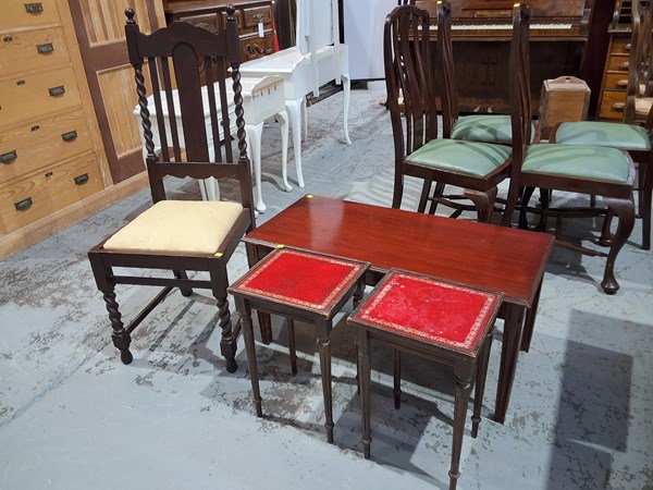 Lot 112 - FURNITURE LOT