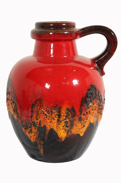 Lot 114 - POTTERY VASE