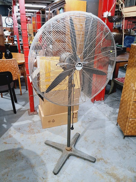 Lot 331 - PEDESTAL FAN