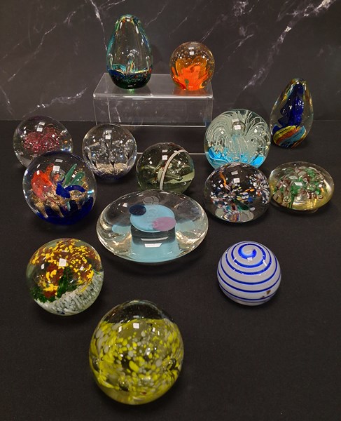 Lot 1168 - PAPER WEIGHTS