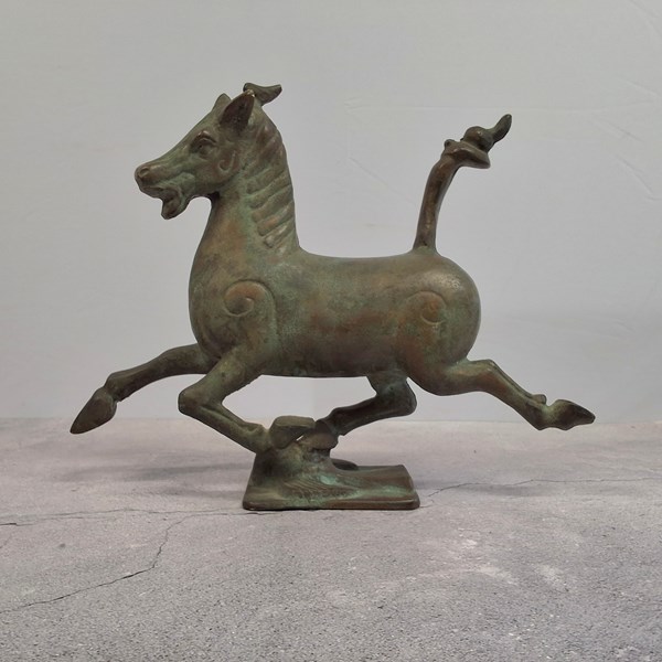 Lot 1290 - BRONZE HORSE