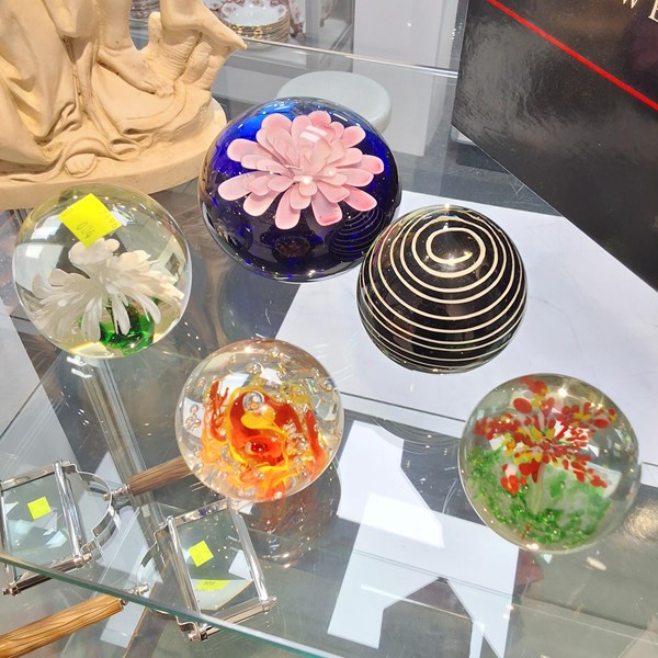 Lot 1132 - PAPER WEIGHTS