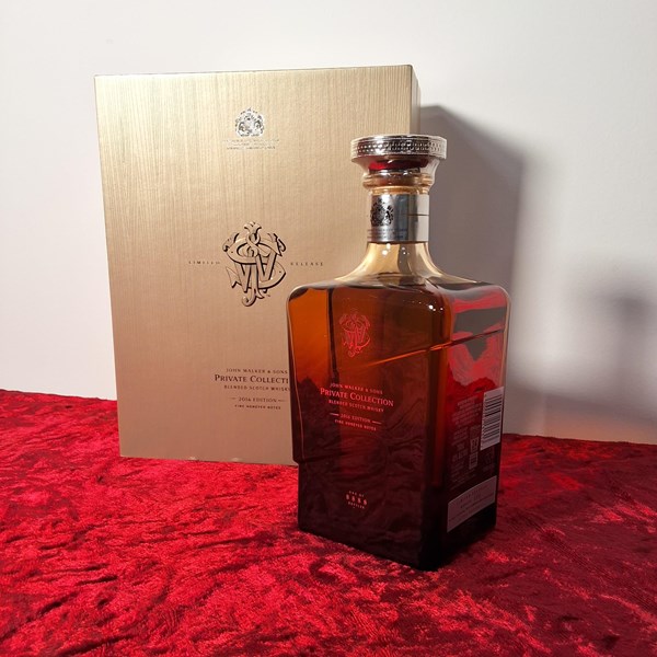 Lot 10 - JOHNNIE WALKER PRIVATE COLLECTION