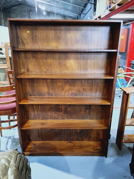 Lot 287 - BOOKSHELF