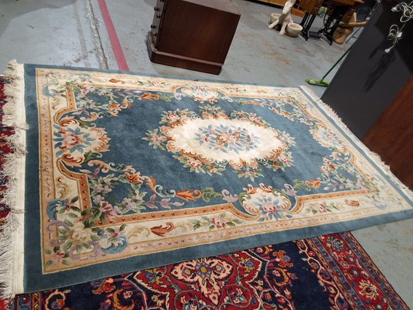 Lot 240 - RUG