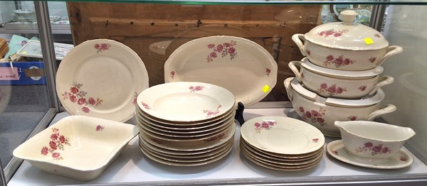 Lot 1476 - DINNER SERVICE