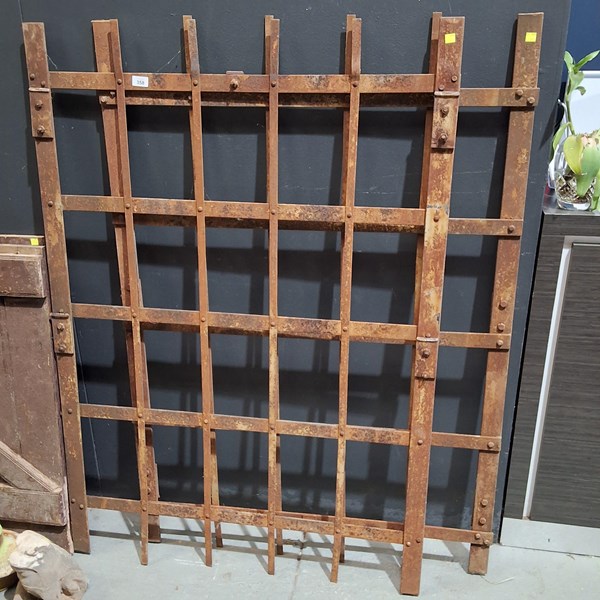 Lot 358 - FENCE PANELS