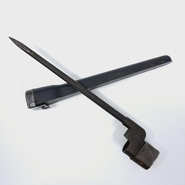 Lot 1245 - WWII BAYONET