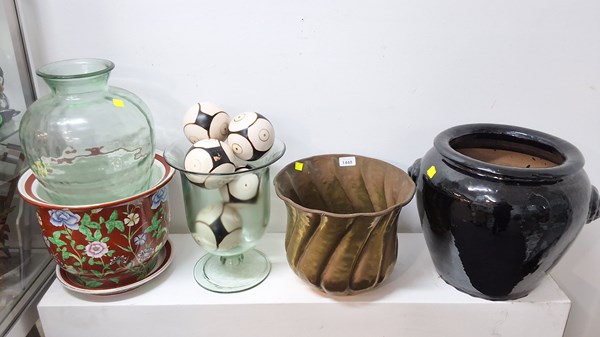 Lot 1324 - PLANTERS & VASES