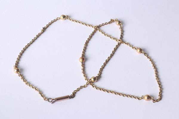 Lot 1049 - GOLD NECKLACE