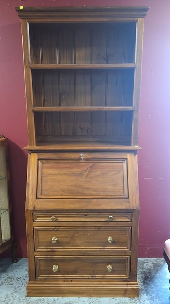 Lot 49 - BUREAU BOOKCASE