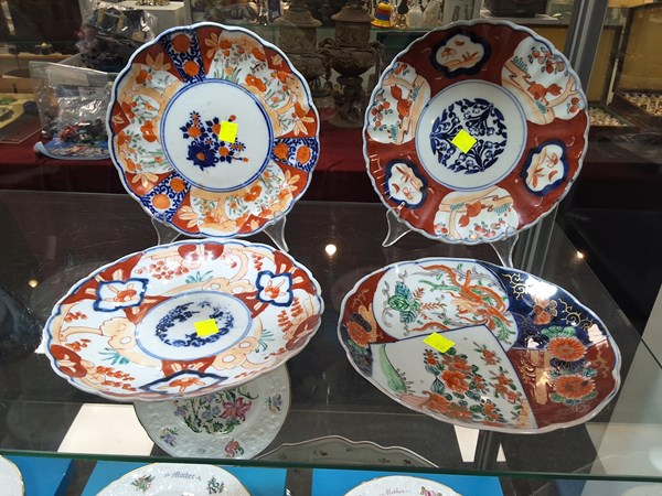 Lot 1213 - IMARI PLATES