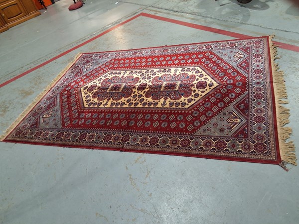 Lot 108 - RUG