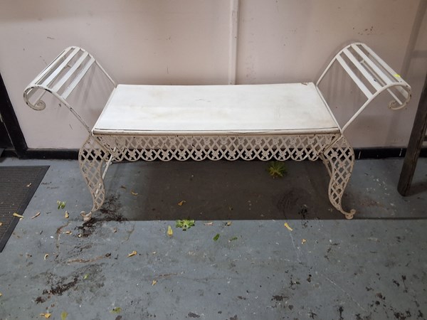 Lot 304 - GARDEN BENCH