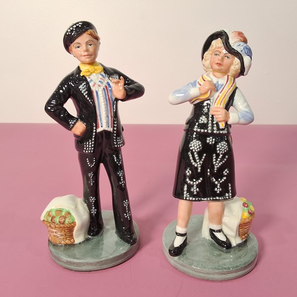 Lot 1352 - ROYAL DOULTON FIGURES (2)