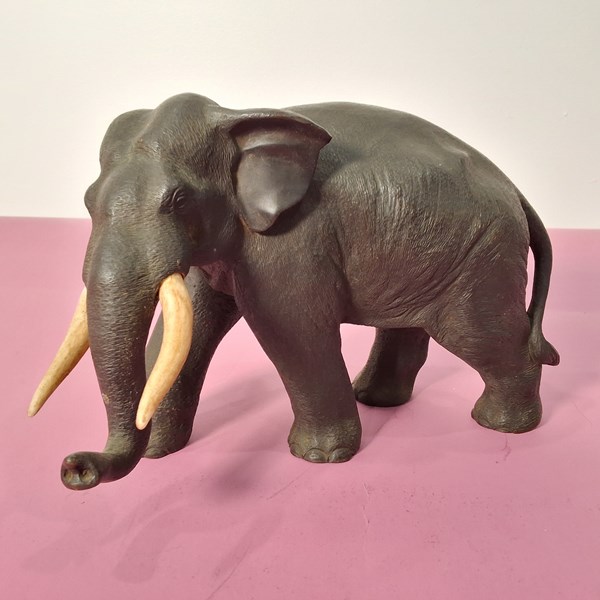 Lot 1201 - ELEPHANT FIGURE