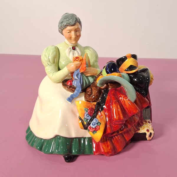 Lot 1169 - ROYAL DOULTON FIGURE