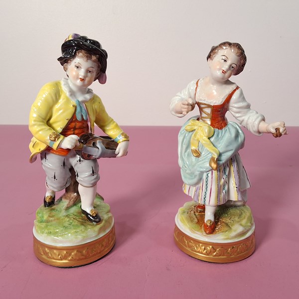 Lot 1154 - PAIR OF FIGURINES