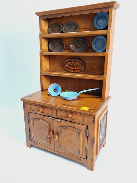 Lot 1282 - MINIATURE KITCHEN DRESSER