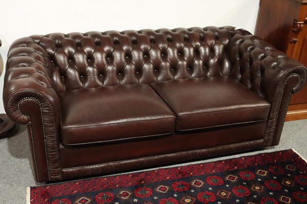 Lot 108 - CHESTERFIELD LOUNGE