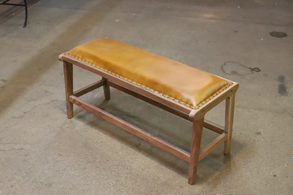 Lot 290 - BENCH