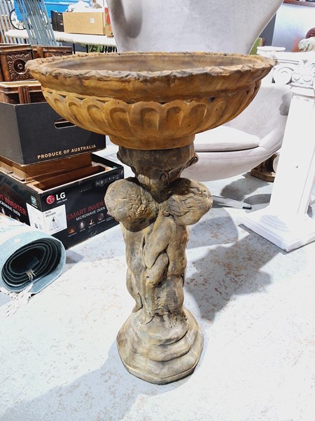 Lot 303 - BIRD BATH