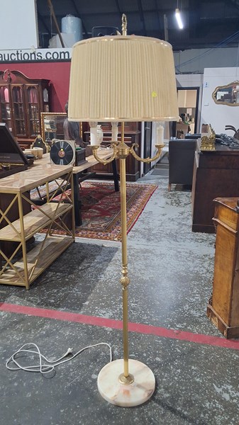 Lot 160 - STANDARD LAMP