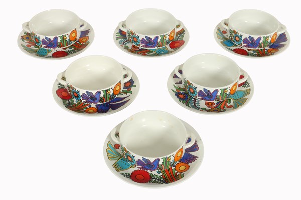 Lot 55 - ACAPULCO DINNERWARE