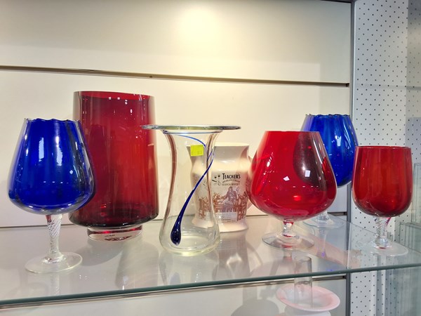 Lot 1319 - COLOURED GLASSWARE