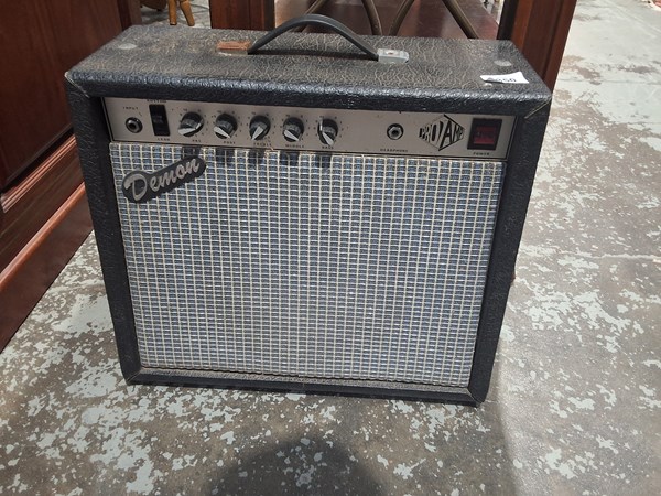 Lot 350 - AMPLIFIER