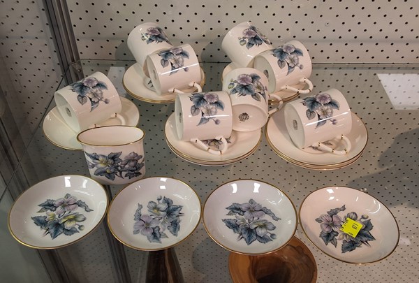 Lot 1266 - COFFEE CUPS & SAUCERS