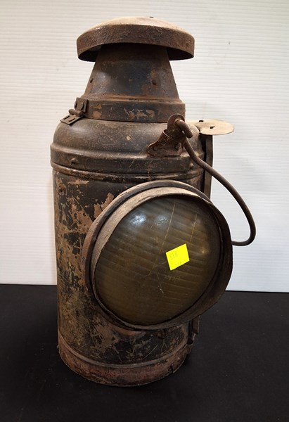 Lot 1287 - RAIL LAMP