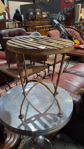 Lot 197 - SIDE TABLE