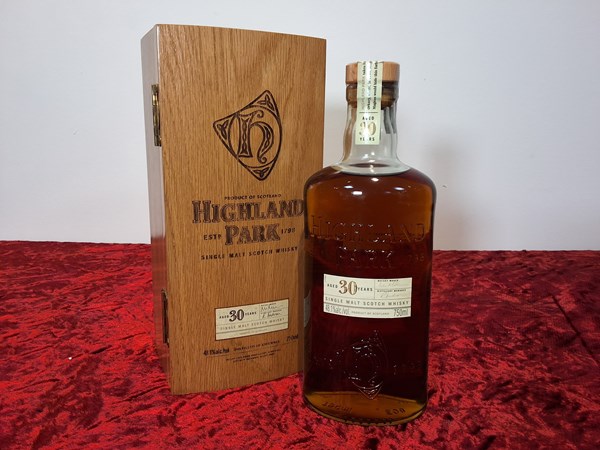 Lot 60 - HIGHLAND PARK 30 WHISKY